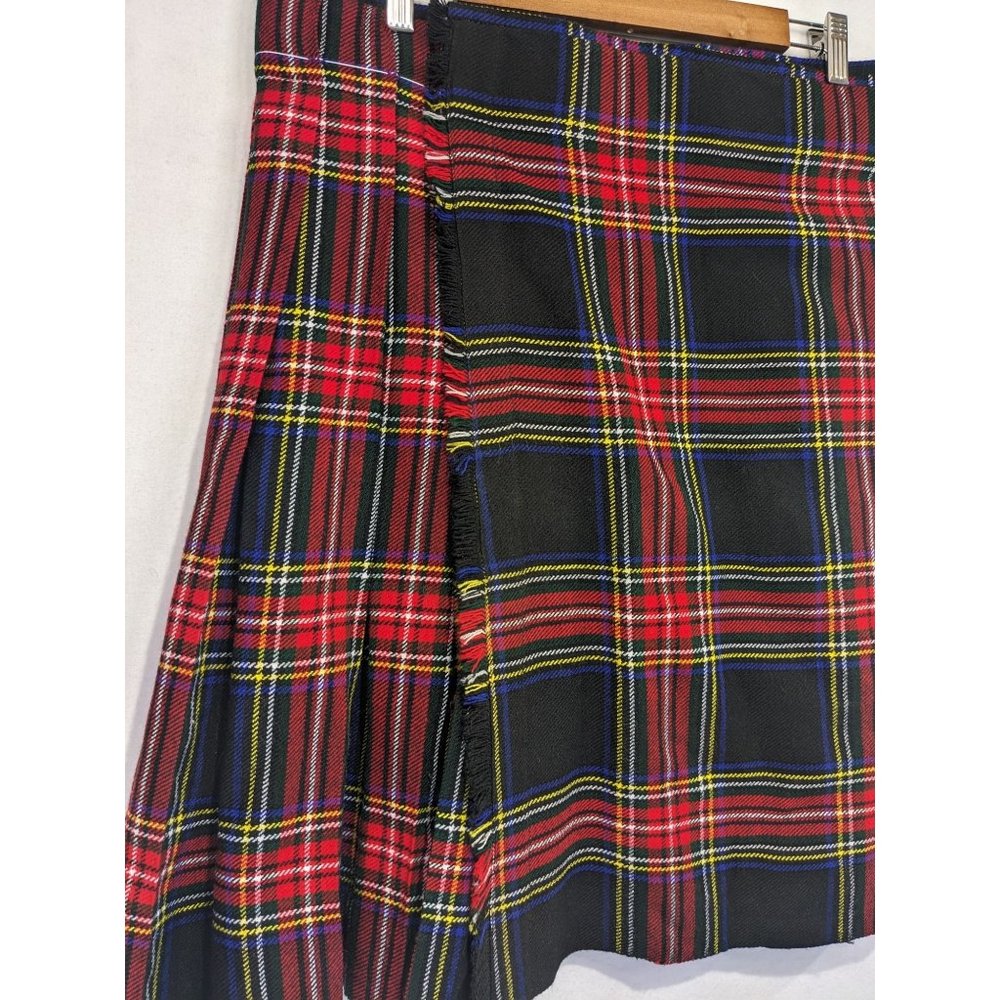 Thrifty Kilt Men's Tartan Plaid Pleated Kilt Stillwaterkilts Red/Black Medium
